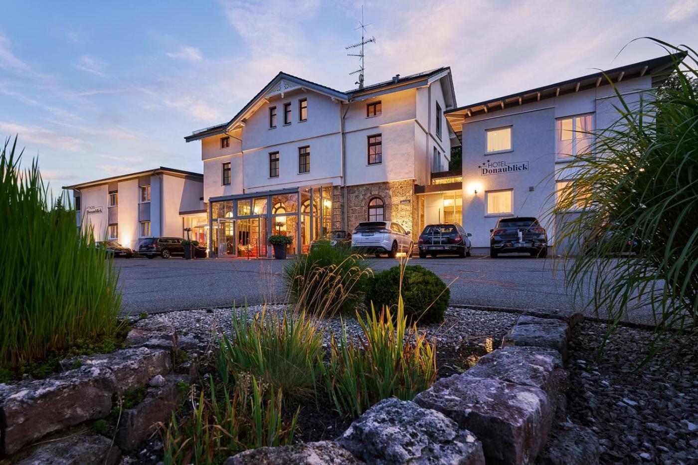 Hotel Donaublick Scheer Exterior photo